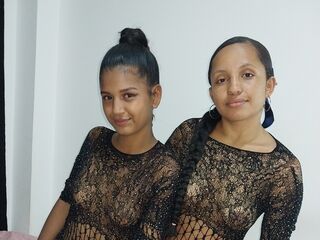 IsabellaAndOlivi's Solo live cam models Profile Image